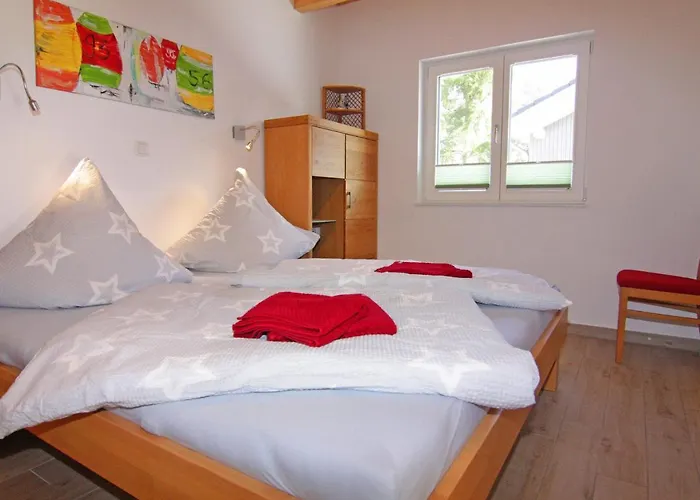 Doppelhaushaelfte Lee In