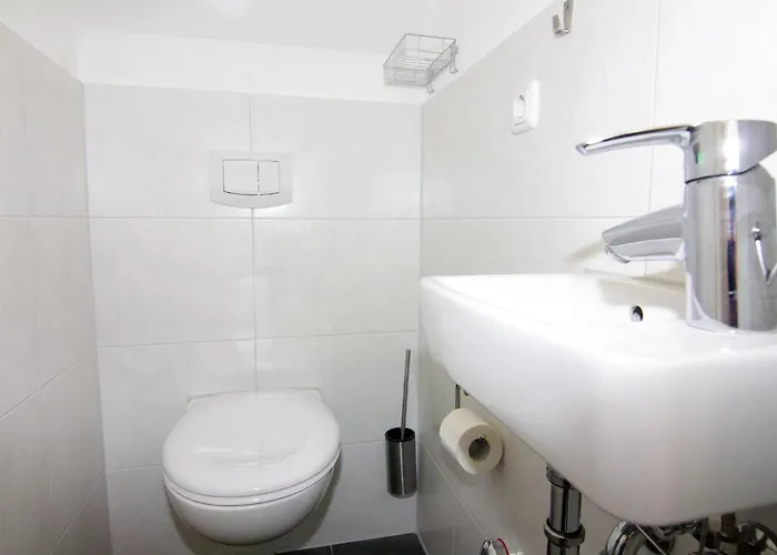 Doppelhaushaelfte Lee In Hébergement de vacances