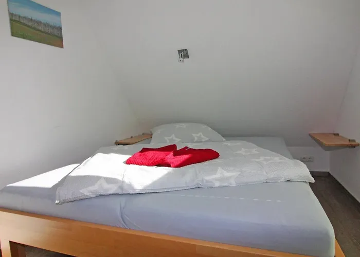 Doppelhaushaelfte Lee In